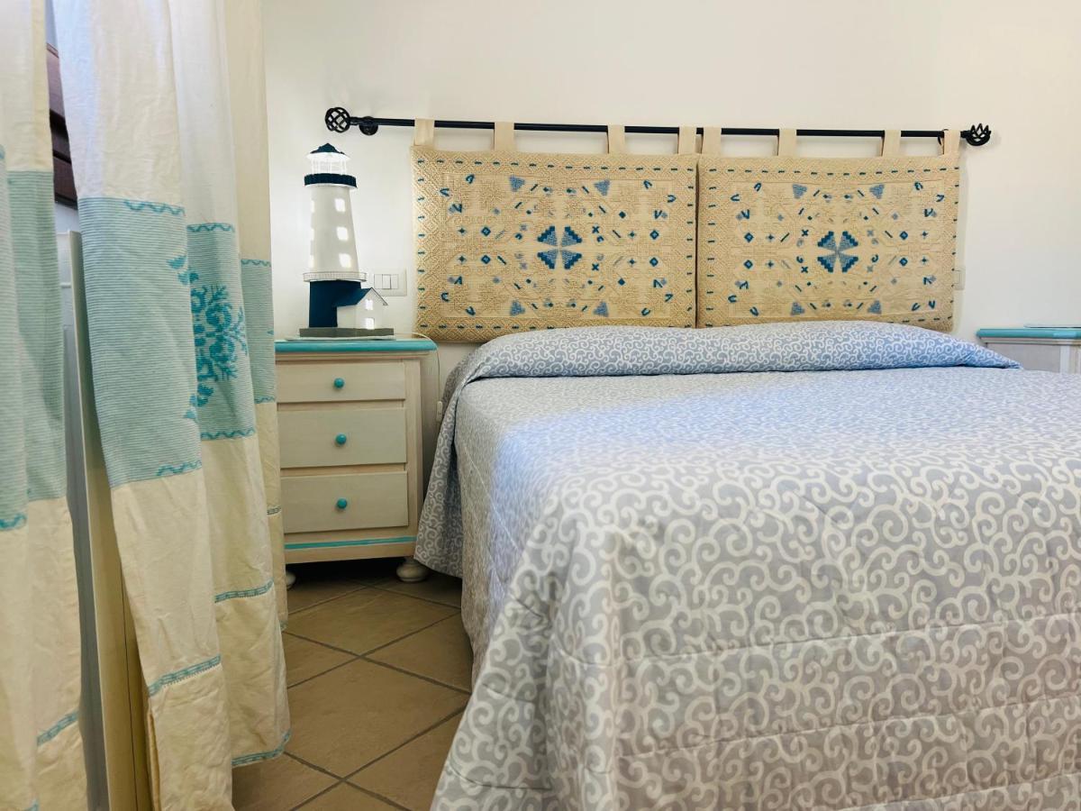 Villa A Golfo Aranci Con Vista Su Tavolara Marinella  Esterno foto