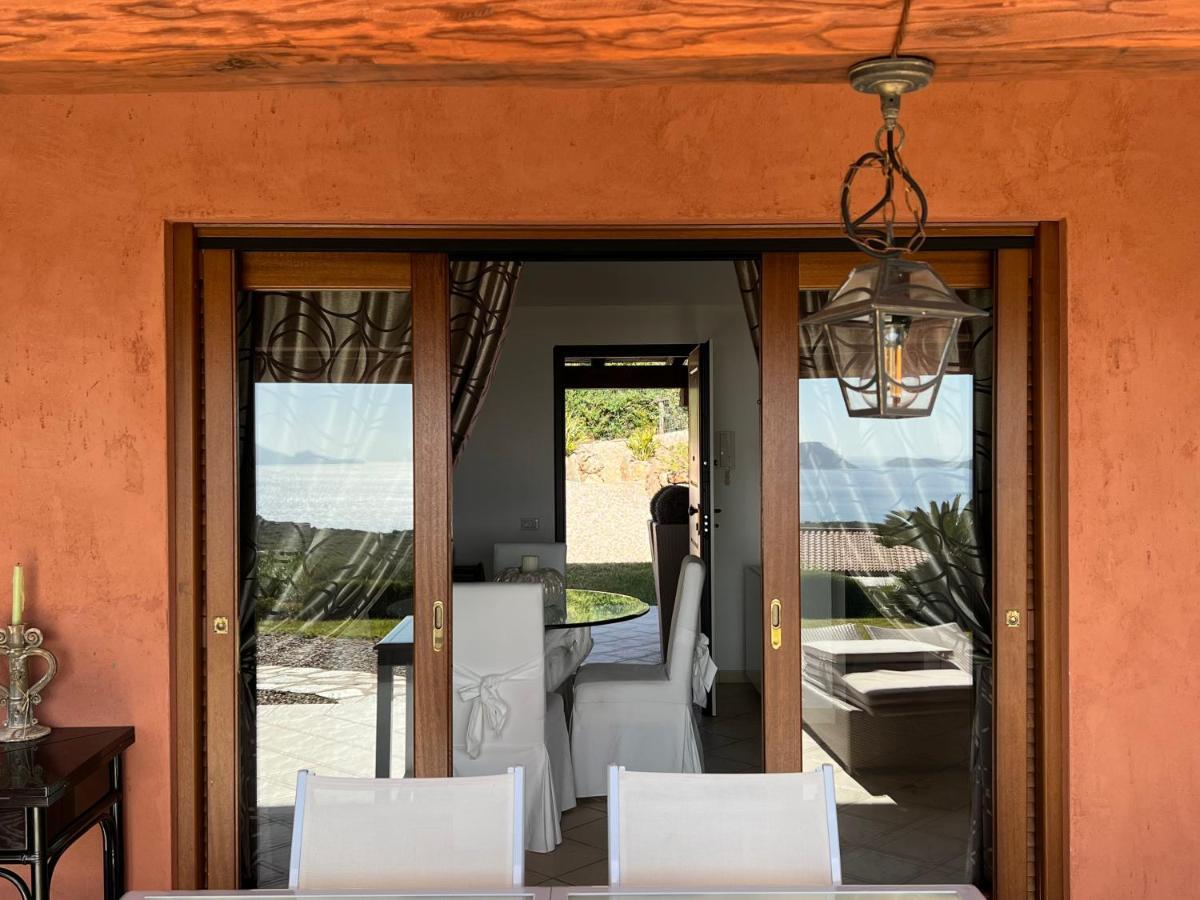 Villa A Golfo Aranci Con Vista Su Tavolara Marinella  Esterno foto