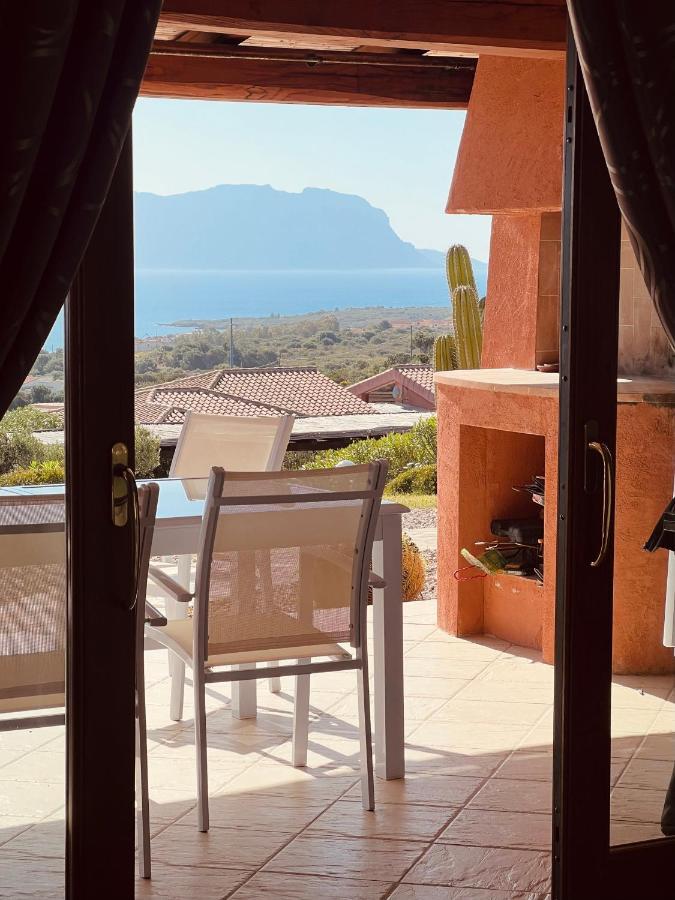 Villa A Golfo Aranci Con Vista Su Tavolara Marinella  Esterno foto