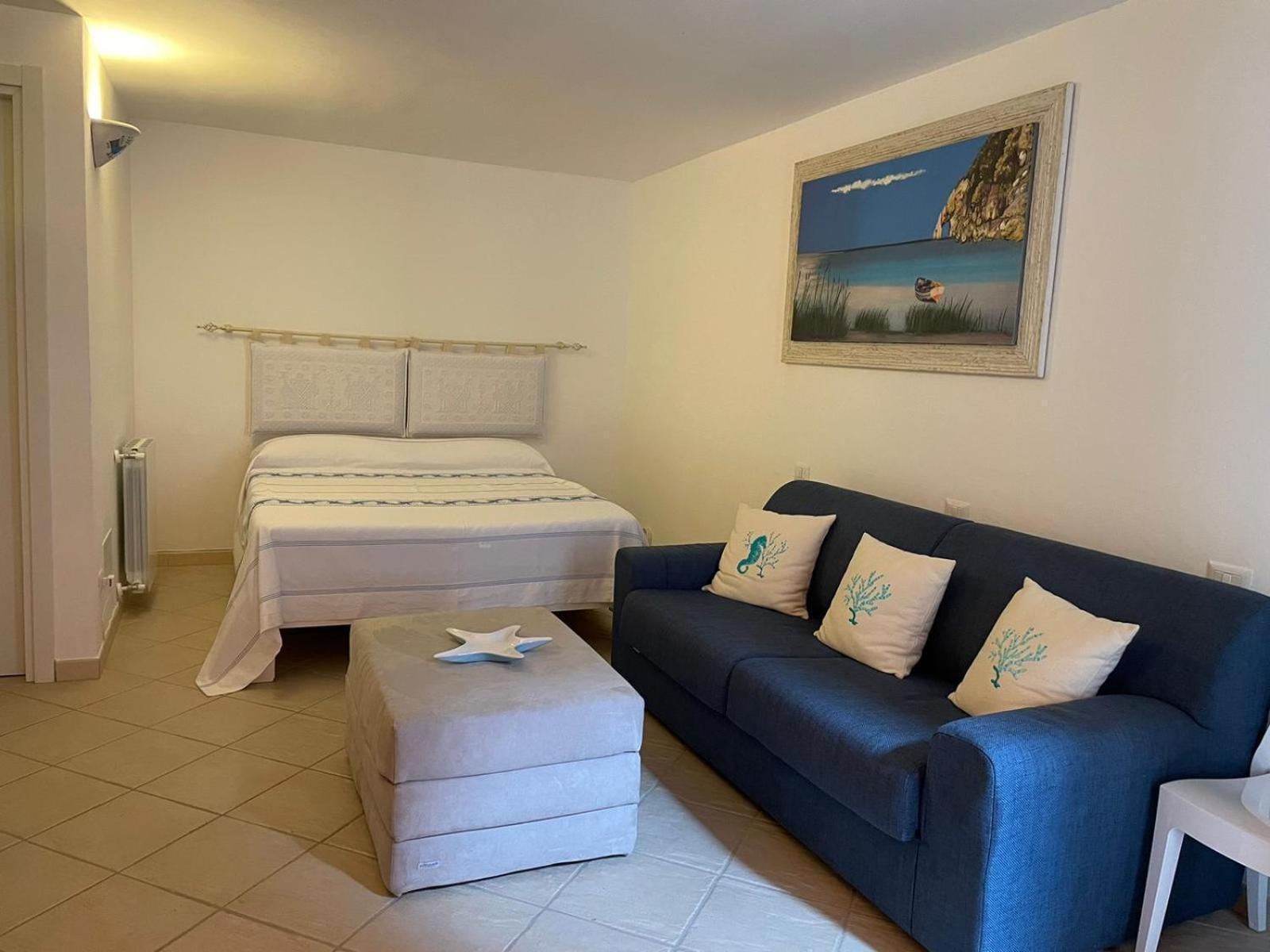 Villa A Golfo Aranci Con Vista Su Tavolara Marinella  Esterno foto